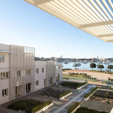 Humagum Sea View Apartment - Garden Palace Umag Exterior photo