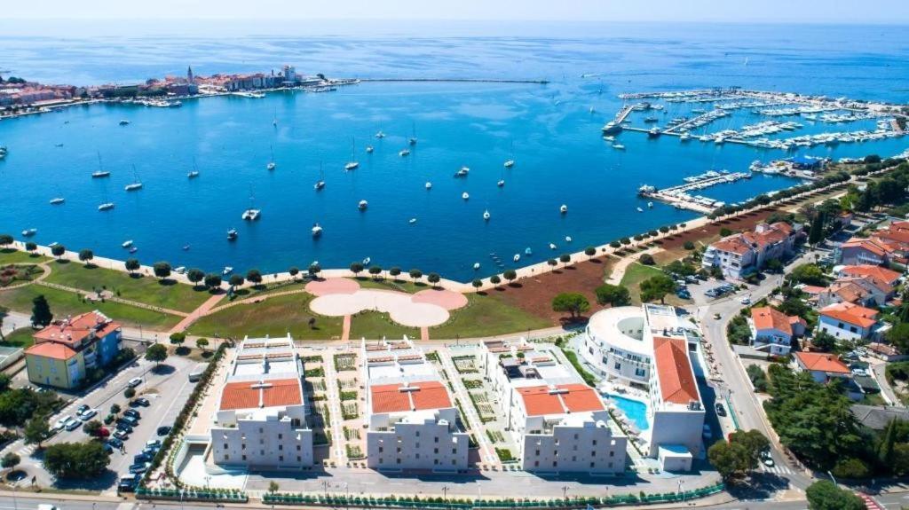 Apartment Humagum Sea View - Garden Palace Umag